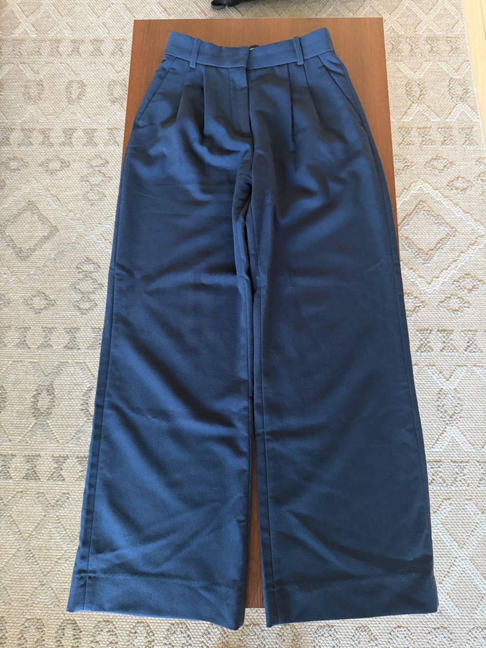 Abercrombie & Fitch A&F Sloane Tailored Wide Leg Pants Size 25 SHORT